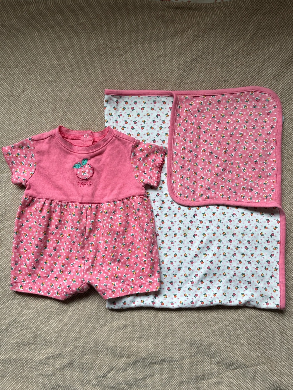 Vintage gymboree rainbow tag apple blossom blanket and romper set